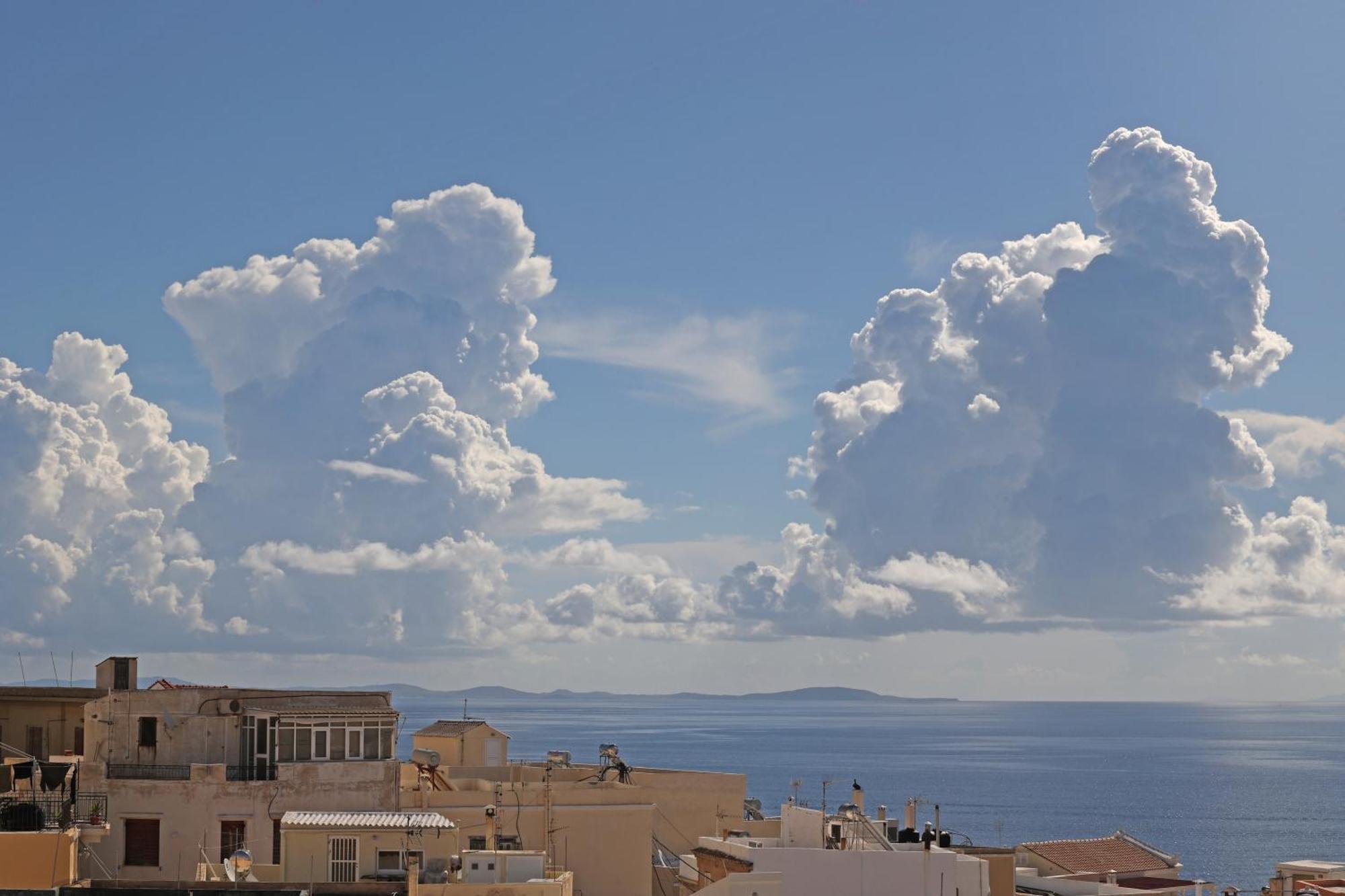 San Nikolas View Guest House Ермополи Екстериор снимка