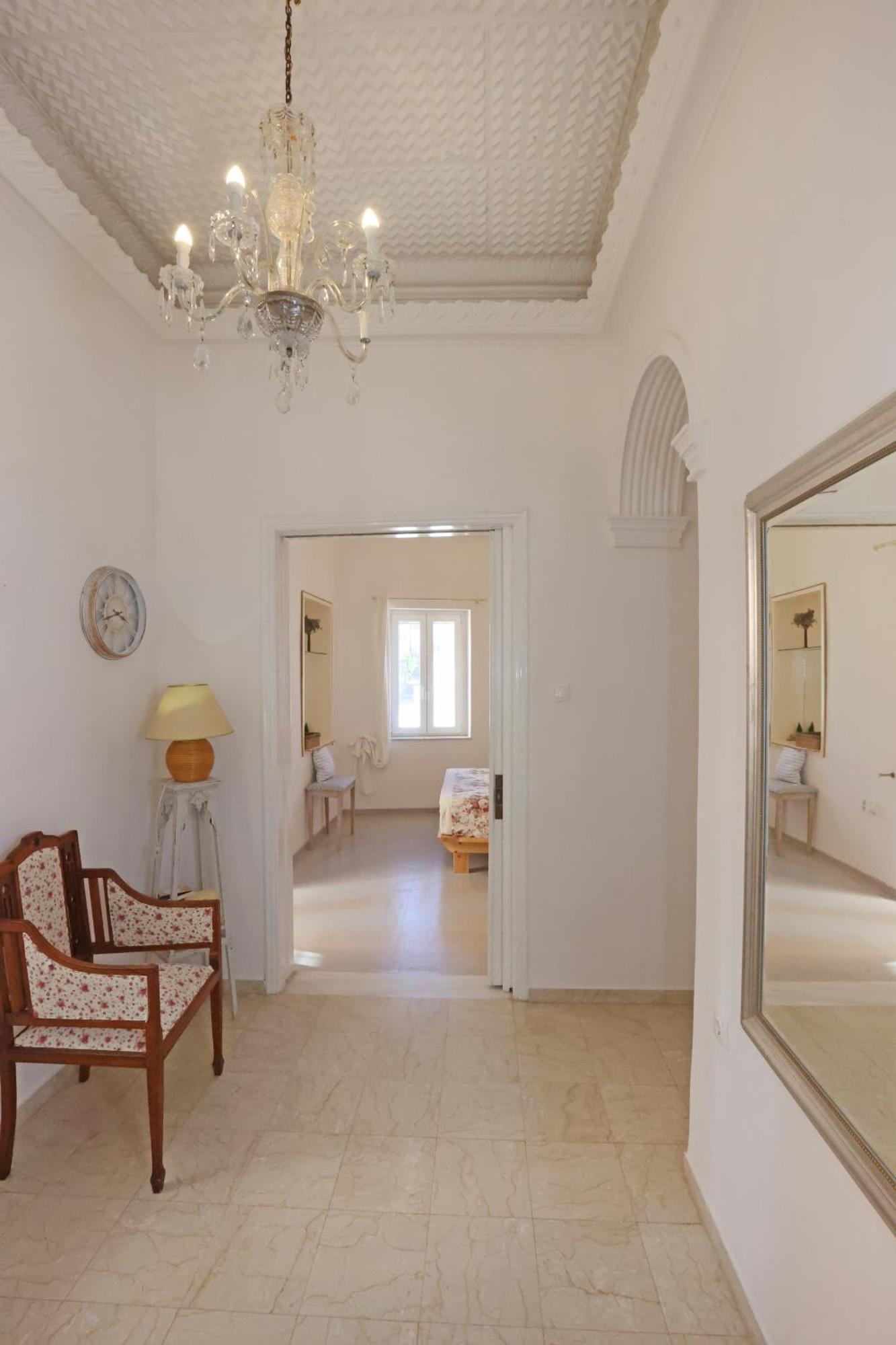 San Nikolas View Guest House Ермополи Екстериор снимка