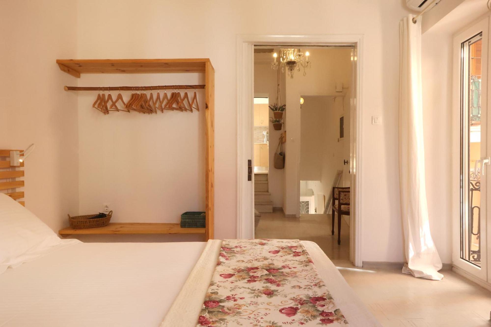 San Nikolas View Guest House Ермополи Екстериор снимка